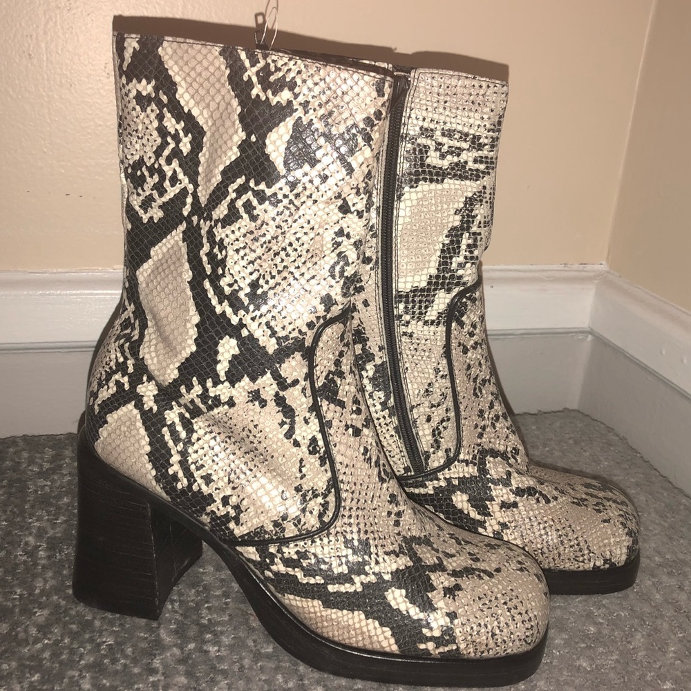 Durango Snake Skin Boots